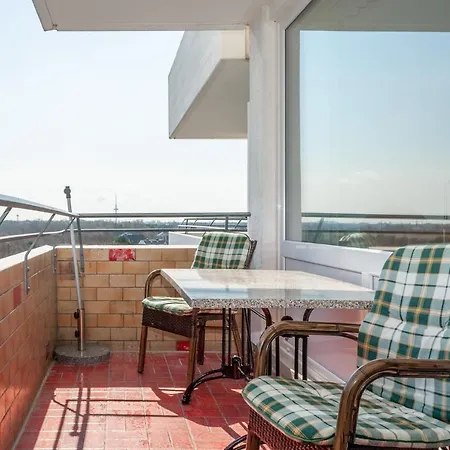 Hanseatic 711 * دوهنين