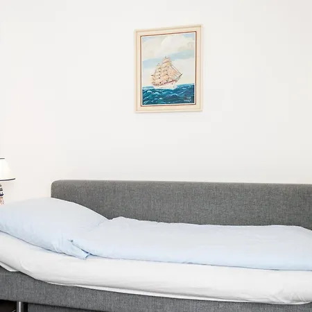 Hanseatic 711 * دوهنين