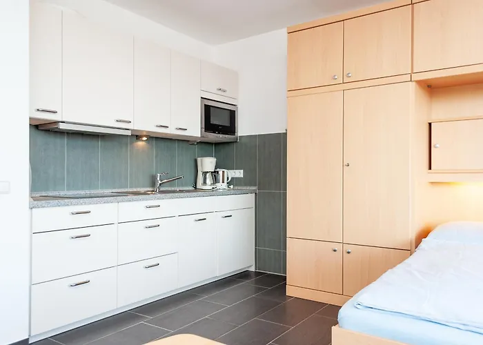 Hanseatic 711 Duhnen